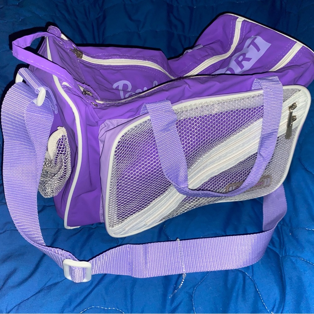 Barbie Sport Vintage Purple/lavender/white gym Bag
NwOT